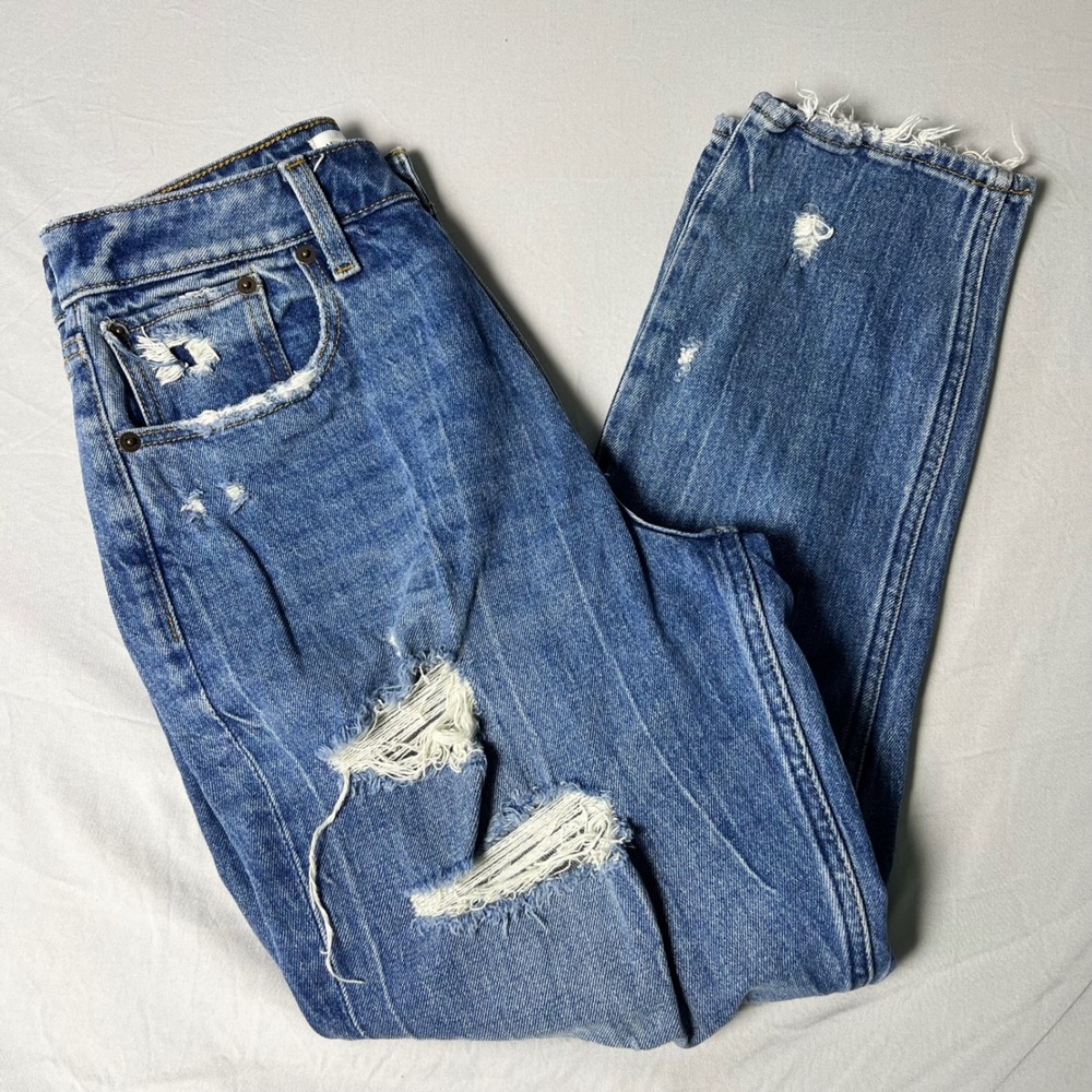 Abercrombie & Fitch Curve Love High Rise Mom Jeans Distressed Blue 27 4R